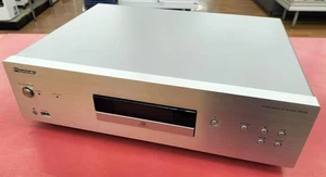 Pioneer PD-30 SUPER AUDIO REPRODUCTOR DE CD REPRODUCTOR SACD - Imagen 1 de 17