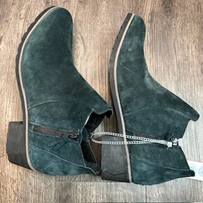 Botines impermeables de gamuza verde arrecife 10 nuevos con etiquetas Foto 1 de 4