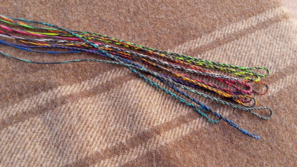 Flemish Twist Bow String - D97/"Fast Flight" - Color Streaked - All Colors - Image 1 of 4