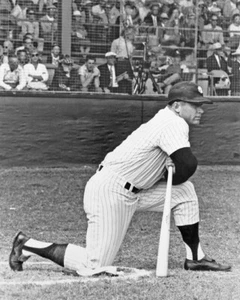 New York Yankees MICKEY MANTLE Glossy 16x20 Photo Baseball Legend Print Poster - Picture 1 of 1