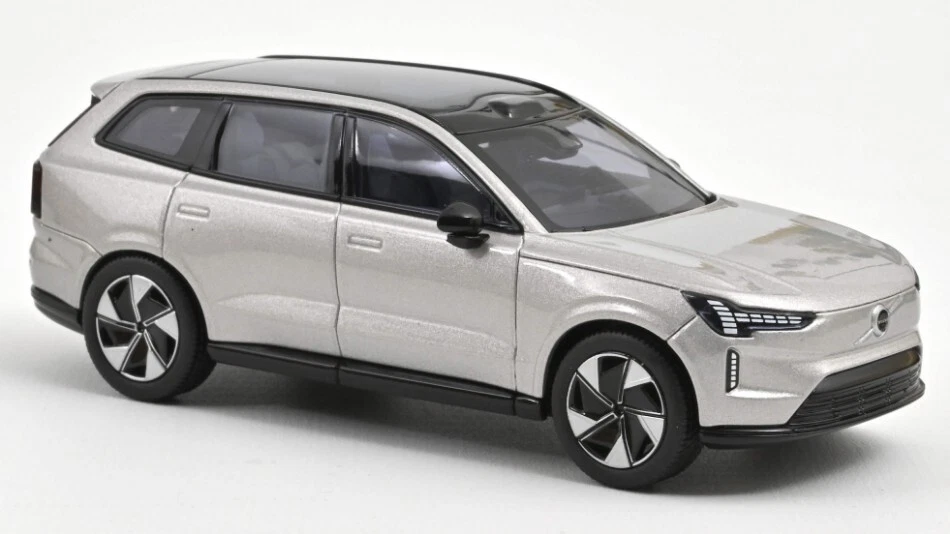 Modellino auto scala 1:43 Norev VOLVO EX90 '24 SILVER diecast modellismo statico - Immagine 1 di 1