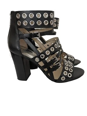 Sandalia Michael Kors Maddox con tachuelas de cuero, negra, talla 39,5/6,5 Foto 1 de 4