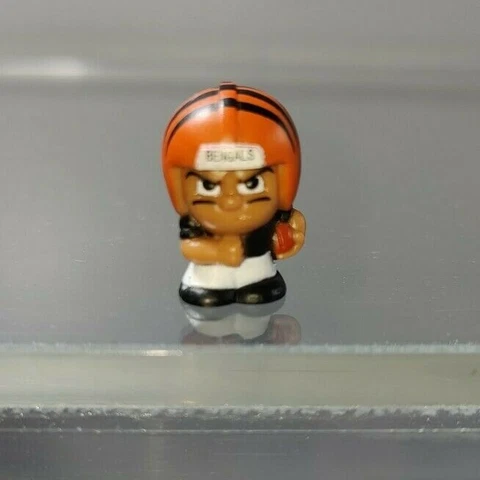 RARE 1" TALL CINCINNATI BENGALS NFL TEENYMATES SERIES 2 RUNNING BACKS FIGURE Cover