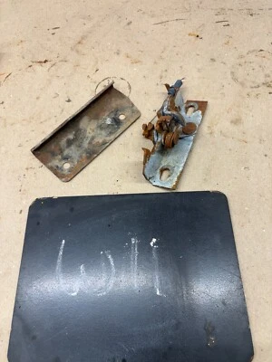 Dodge RAM 1981 1987 W150 D150 W250 W350 MECANISMO DE CIERRE DEL CAPÓ CIERRE FABRICANTE DE EQUIPOS ORIGINALES OE Foto 1 de 4