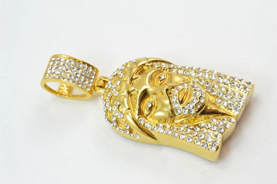 14k Gold Finish Mini Jesus Sterling Simulated Diamond Pendent Charm Foto 1 de 4