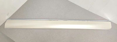 2008-2013 Chevy Avalanche Silverado Front Passenger Door Molding W/ Chrome - Image 1 of 4