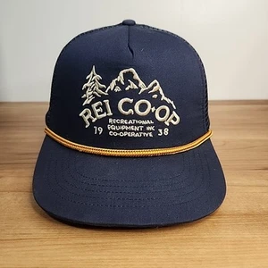 REI Co-op Flexi Bill Outdoor Rope Trucker Hat Embroidered Mountain Logo 1938 Cap - Bild 1 von 6