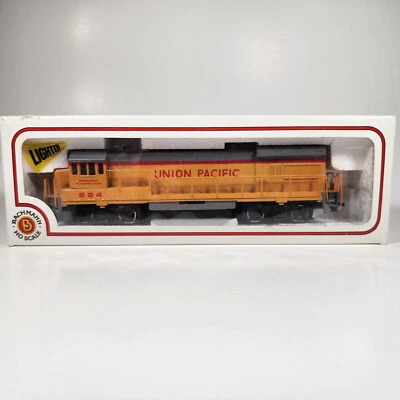 Bachmann HO Union Pacific GE U36B 0625 Diesel Locomotive No. 824 RUNS/LIGHTS C-7 - Image 1 of 4