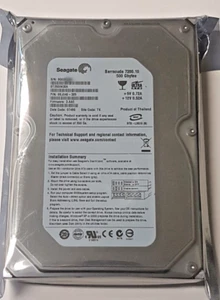 Disco rigido 500 GB IDE Seagate Barracuda 7200.10 ST3500630A P-ATA 16 MB 3,5" nuovo - Foto 1 di 1