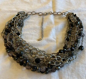 GORGEOUS NECKLACE - SILVER AND BLACK SHIMMERING CHAINS/BEADS - Picture 1 of 9
