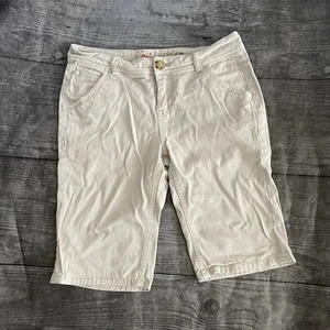 Girl’s Justice Bermuda Khaki Shorts Uniform 14R - Picture 1 of 3