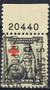 1931 2c RED CROSS (702) w/ black plate no 20440! TOP RIGHT - Picture 1 of 1