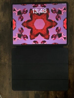 Apple iPad Pro 4. Gen 512GB, Wi-Fi, 12,9 Zoll - Space Grau - Bild 1 von 4