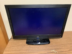 westinghouse LD-2480 tv - Picture 1 of 10