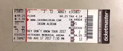 JASON ALDEAN - 8/17/2017 - Veterans Memorial Arena - Jacksonville, FL - Image 1 of 2