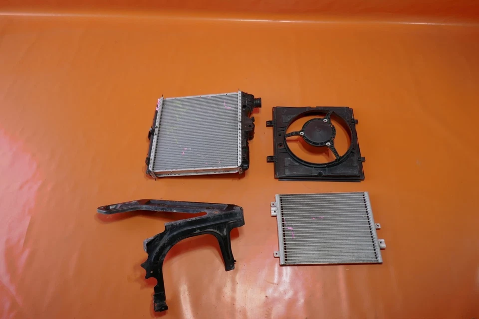 PORSCHE 911 RADIADOR CONDENSADOR IZQUIERDO 2009 2010 2011 2012 997624403503 OEM Foto 1 de 4