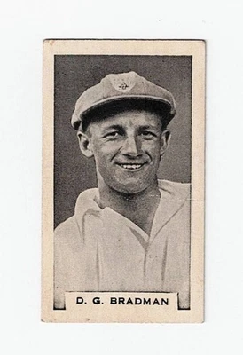 Tarjeta de jugadores de cricket de prueba de tabaco Godfrey Phillips 1932-33: Donald Bradman #17 Foto 1 de 2