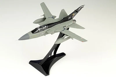 AV72-51002 Aviation 72 Tornado F.Mk 3 1/72 Modelo ZG797 RAF No.43 Sqn Fighting - Imagem 1 de 2