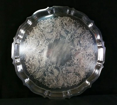 Bandeja Gorham Heritage redonda gravada borda recortada placa de prata 13,75 polegadas década de 1980 muito bom estado - Imagem 1 de 4