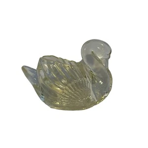 Swan Glass Vase Bowl Vintage Trinkets Flowers 3" x 4" x 2.5 Collectibles - Picture 1 of 7