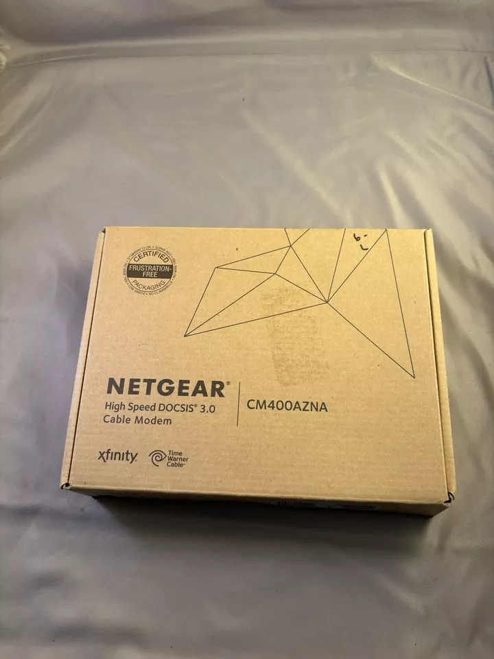 NETGEAR High Speed DOCSIS 3.0 Cable Modem CM400-1AZNAS - Image 1 of 4