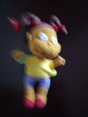 Alfombra Mattel Ratas Susie Charmichael 8" Juguete de Peluche de Programa de TV Animado  Foto 1 de 2