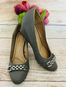 Dexflex Comfort Women’s Grey Pebbled Chain Accent Wedge Shoes Size 9 - Picture 1 of 14
