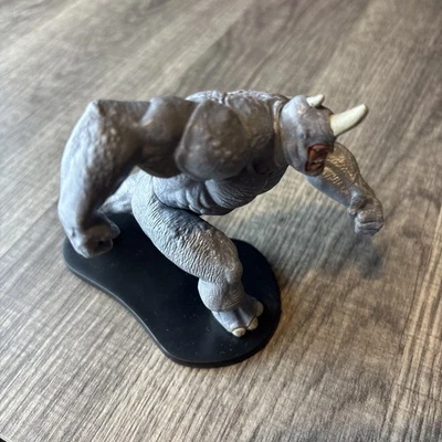 Figura de lujo Spiderman Rhino Disney Marvel Mania juguete para adornar pasteles de 4" Foto 1 de 4