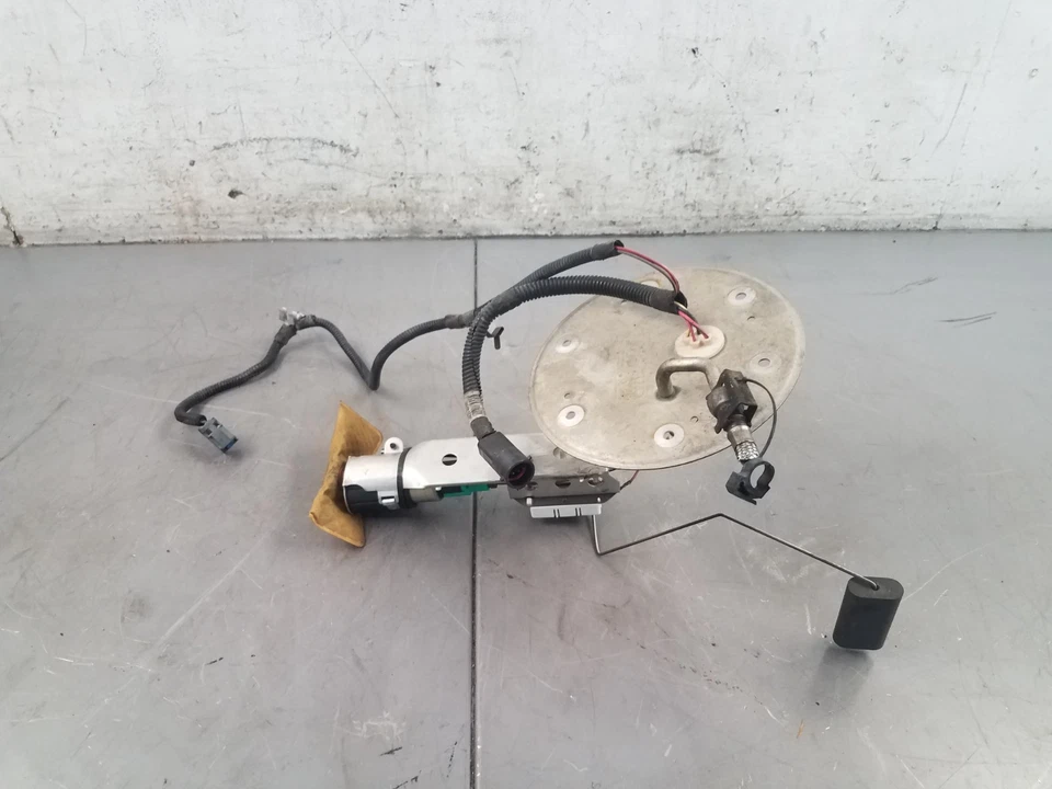 2003 03 04 水星掠夺者燃油泵/发送单元 #4504 S3 — 第 1/4 张图片