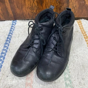 Easy Spirit Black Lace Up Ankle Booties Size 8 Narrow Leather Upper Comfort Shoe - Picture 1 of 11