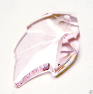 SWAROVSKI® STRASS Component 8805 - 26x16 mm.Rosalin senza logo Pendente Foglia - Picture 1 of 1