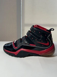 Nike Zoom Sharkley BG7 Black/Red/White Ben Gordon SAMPLE Single Shoe SIGNED - Picture 1 of 17