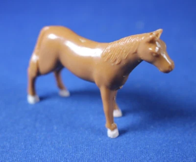 O/S - Plasticville - #BY-4 Barnyard Animals - Tan Painted Hoof ONLY (1) - Image 1 of 4