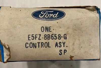 Módulo de montaje de control del ventilador de refrigeración Ford E5FZ-8B658-G Ford Escort Foto 1 de 3