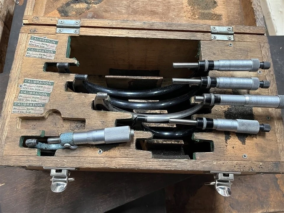 Juego de 5 micrómetros pequeños Starrett Foto 1 de 4