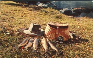 Results of a Happy Fisherman carga de postes de pescado sombrero y postal Creel - Imagen 1 de 2