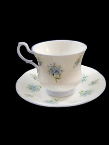 Vintage 1970s Royal Dover Teacup & Saucer Ribbed BLUE Flowers & Trim England - Picture 1 of 14