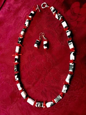 Nuevo HECHO A MANO JASPE CEBRA Piedra Natural/Coral Rojo-COLLAR/PENDIENTES Foto 1 de 4