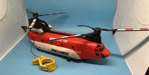 Matchbox Power Launcher Elicottero Squadra Antincendio e Soccorso Chinook  - Foto 1 di 11