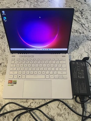 ASUS ROG Zephyrus G14 165Hz (Ryzen 9, 16GB 512GB, RTX 4060) Foto 1 de 4