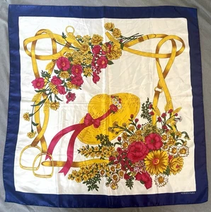 NEUWERTIG Hermès Paris Seidentuch - Reitsportmotiv mit Sonnenhut, Steigbügeln & Blumen - Bild 1 von 7