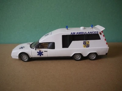 Citroen CX Tissier ambulance 2p 6 roues déco AM Ambulance (rare) - Photo 1/4