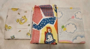 Vintage Baby Receiving Blankets Lot of 3- Raggedy Ann/Andy, Ducklings, Balloons - Picture 1 of 8