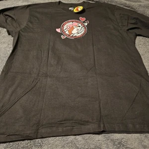 NWT Buc-ee’s 3XL 2025 Valentine's Day Love is in the Air T Shirt Adult Bucees - Picture 1 of 7