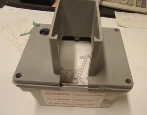 AERO MOTIVE AK1 FEED BOX END "NEW" - Picture 1 of 8