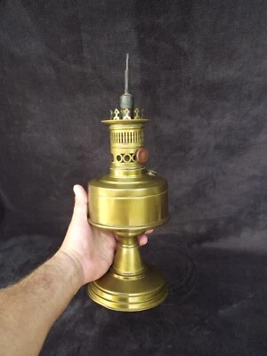Titus Tito-Landi Ancienne lampe à pétrole  pression - Photo 1/4