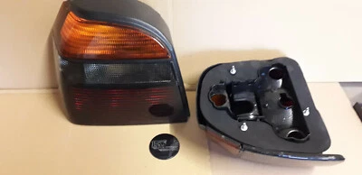 Rotschwarze  Rückleuchten passend für Golf 3  ((Kult , Retro)) - Bild 1 von 2