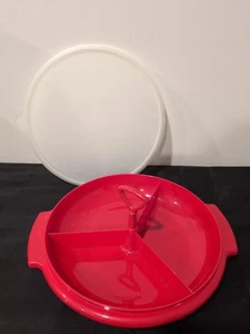 Vintage Tupperware rot geteilt Suzette Tablett mit Griff und Dichtung - Bild 1 von 3