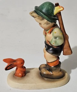 Goebel Hummel "Sensitive Hunter" 6/0 TMK-2 Full Bee Insized - Bild 1 von 15