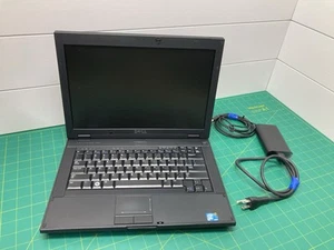 Dell Latitude E5400 14" Laptop Intel Core 2 Duo CD-ROM PP32LA (Cracked Plastic) - Picture 1 of 18